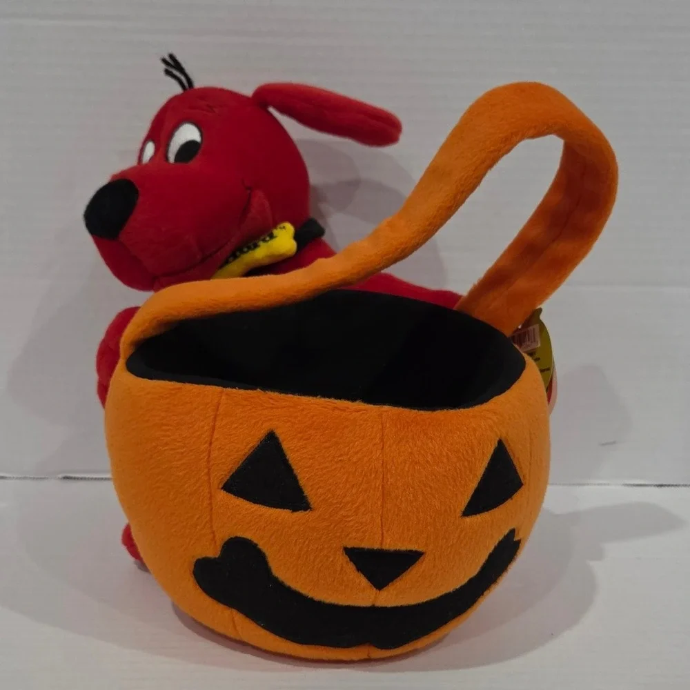 Clifford The Big Red Dog Plush Halloween Pumpkin Treat Bucket Target 2004